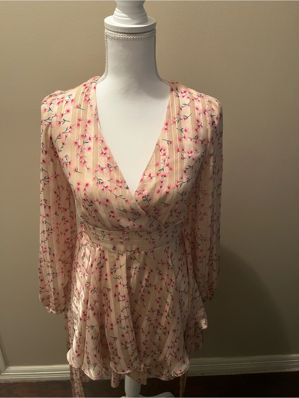Women’s Pink Floral Wrap Dress